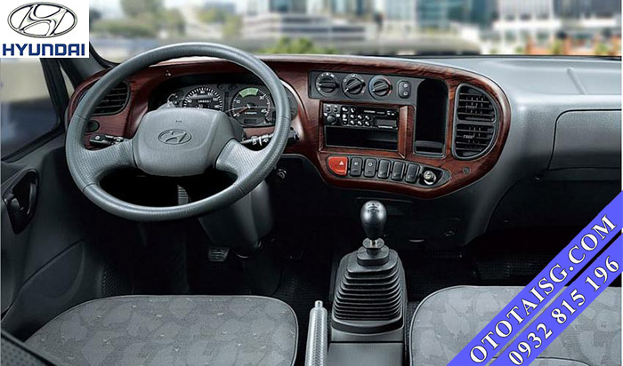 Cabin xe ben 3.5 tấn Hyundai HD72 được nhập nguyên từ Hàn Quốc bền bỉ, dễ sử dụng, full option-ototaisg.com